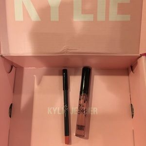 Brand New Koko K Lip Kit